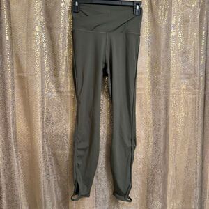 Nike Olive Green Yoga Training High Rise 7/8 Athletic Leggings Small EUC